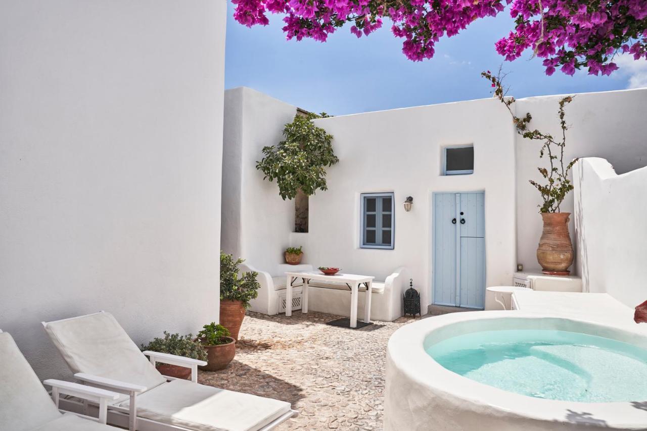 2 Bedroom Charming Villa With Outdoors Jacuzzi ميغالوخوري المظهر الخارجي الصورة